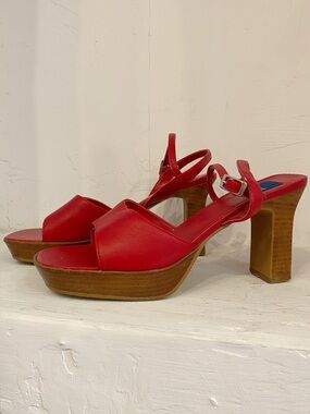 Y2K Vintage Chunky Red Platform Sandals with Ankle Strap